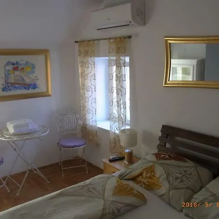 Apartment Vacation Delphina
