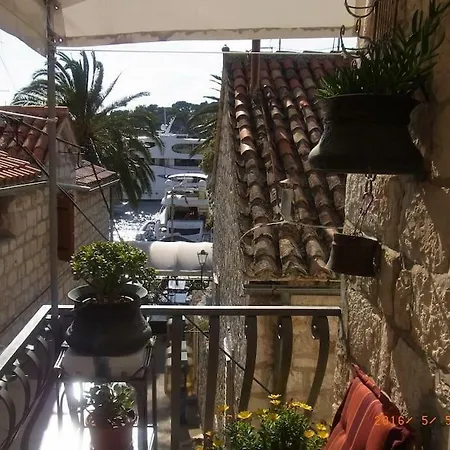 Vacation Delphina * Hvar Town